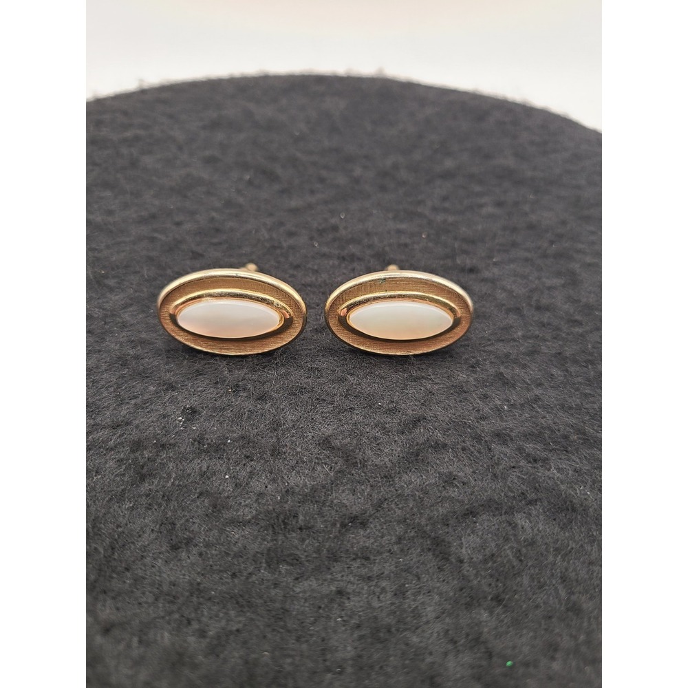 VTG Swank Cufflinks Goldtone Textured Border Faux Pearl White Stone Oval Accent